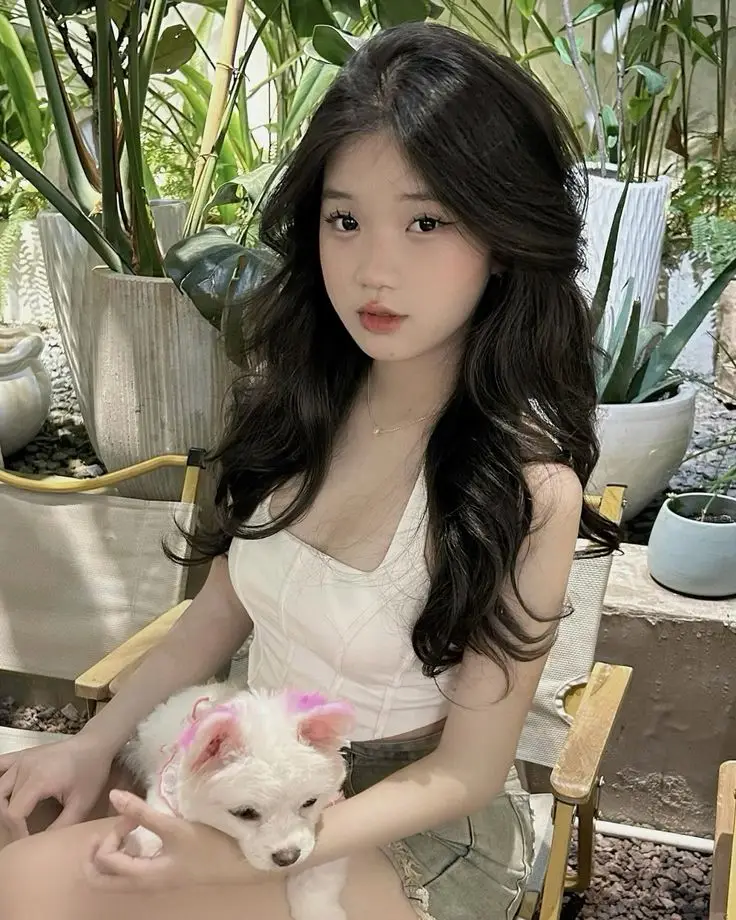 Ảnh Đại Diện Gái Xinh: Nhận Diện Ngay Vẻ Đẹp Riêng Của Bạn 30