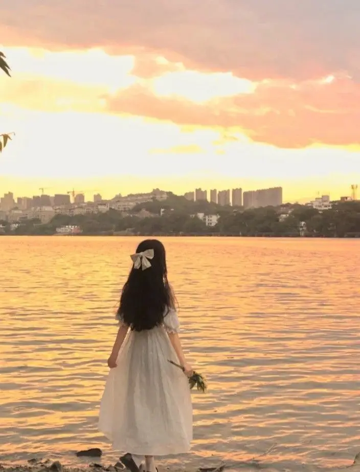 Ảnh Avatar Đẹp Cho Con Gái Tỏa Sáng 35