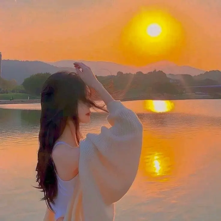 Ảnh Avatar Đẹp Cho Con Gái Tỏa Sáng 37