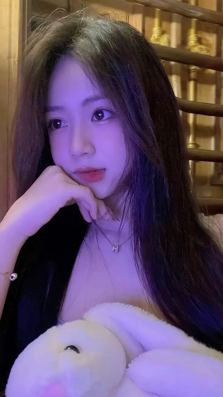 Ảnh Avatar Đẹp Cho Con Gái Tỏa Sáng 38