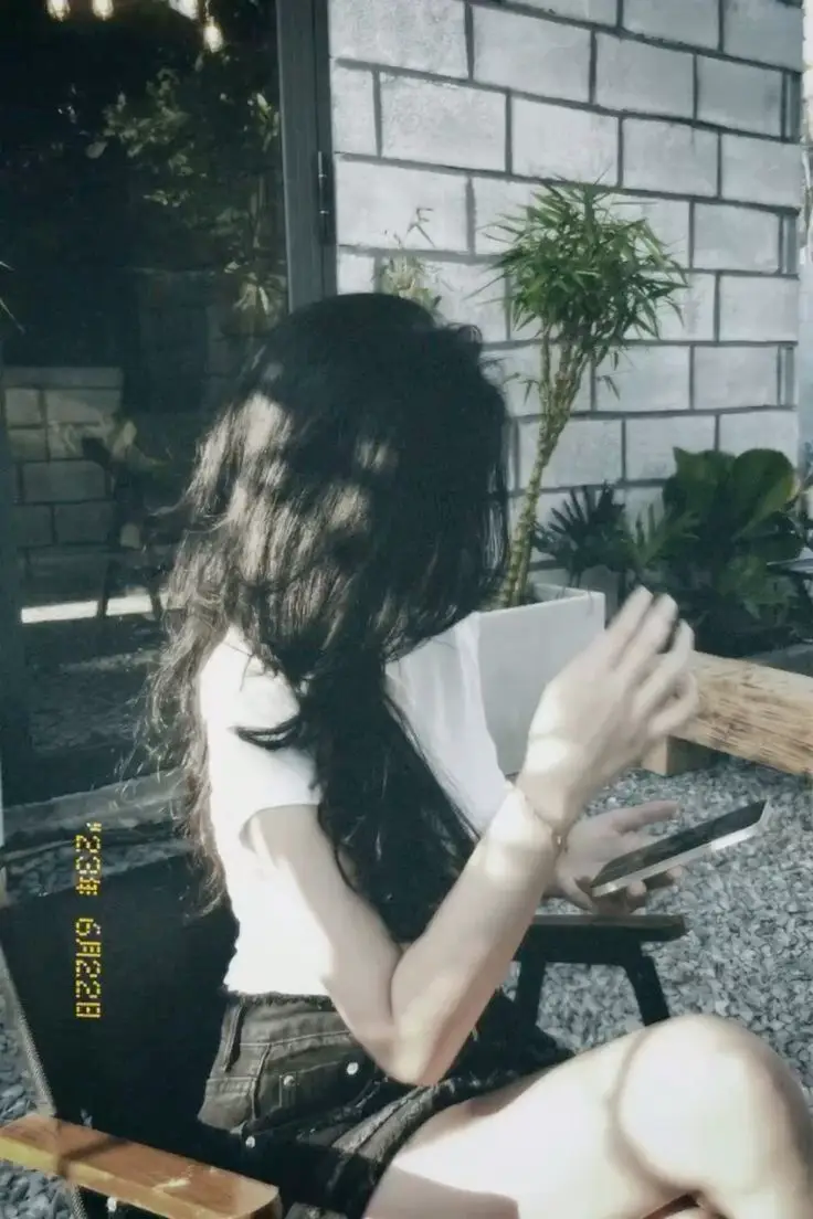 Ảnh Avatar Đẹp Cho Con Gái Tỏa Sáng 57