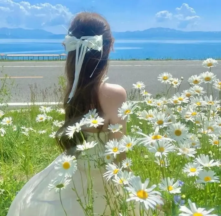 Ảnh Avatar Đẹp Cho Con Gái Tỏa Sáng 63