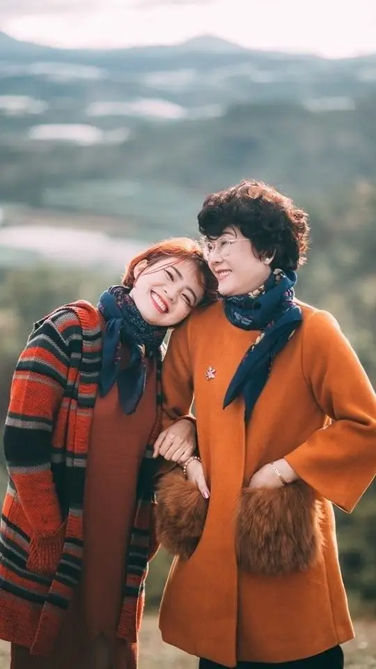 Ảnh tình cảm đẹp giữa bố và con gái 15