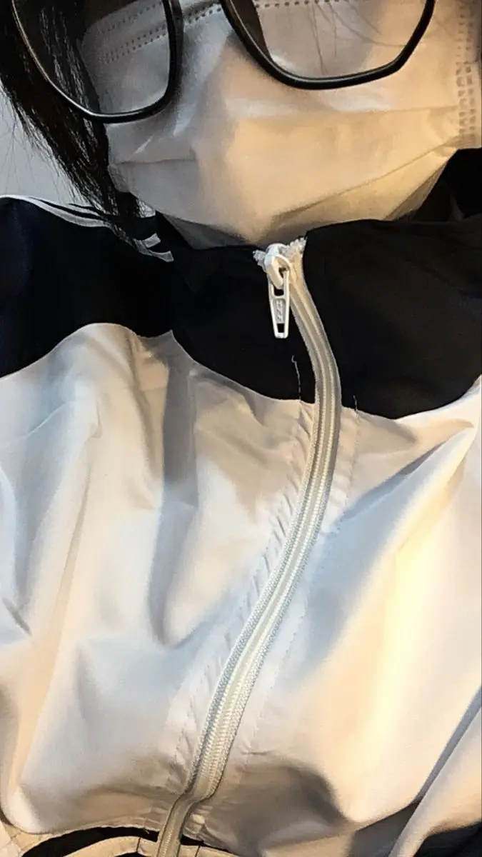 Ảnh Con Gái Che Mặt - Vẻ Đẹp Bí Ẩn Qua Những Bức Ảnh 19