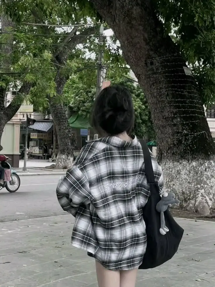 Ảnh con gái chụp sau lưng - Ghi lại vẻ đẹp bí ẩn 18