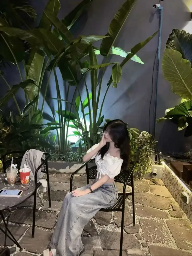 Ảnh con gái chụp sau lưng - Ghi lại vẻ đẹp bí ẩn 51