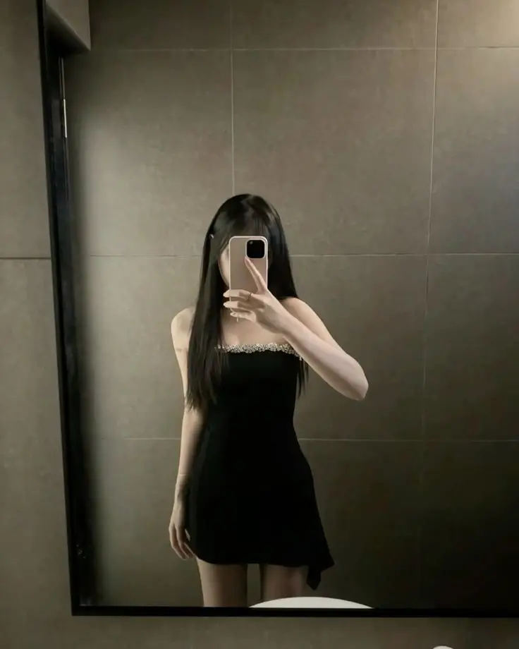 Ảnh Con Gái Chụp Trước Gương - Bộ Sưu Tập 50 Hình Ảnh Đẹp Nhất 1