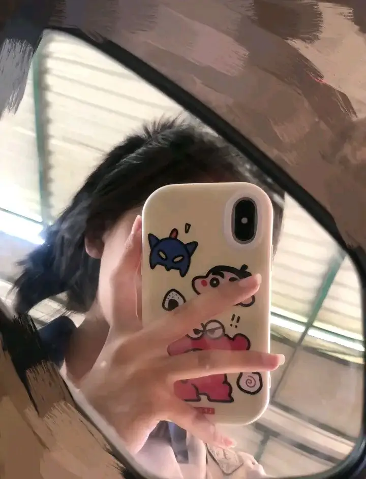 Ảnh Con Gái Chụp Trước Gương - Bộ Sưu Tập 50 Hình Ảnh Đẹp Nhất 20