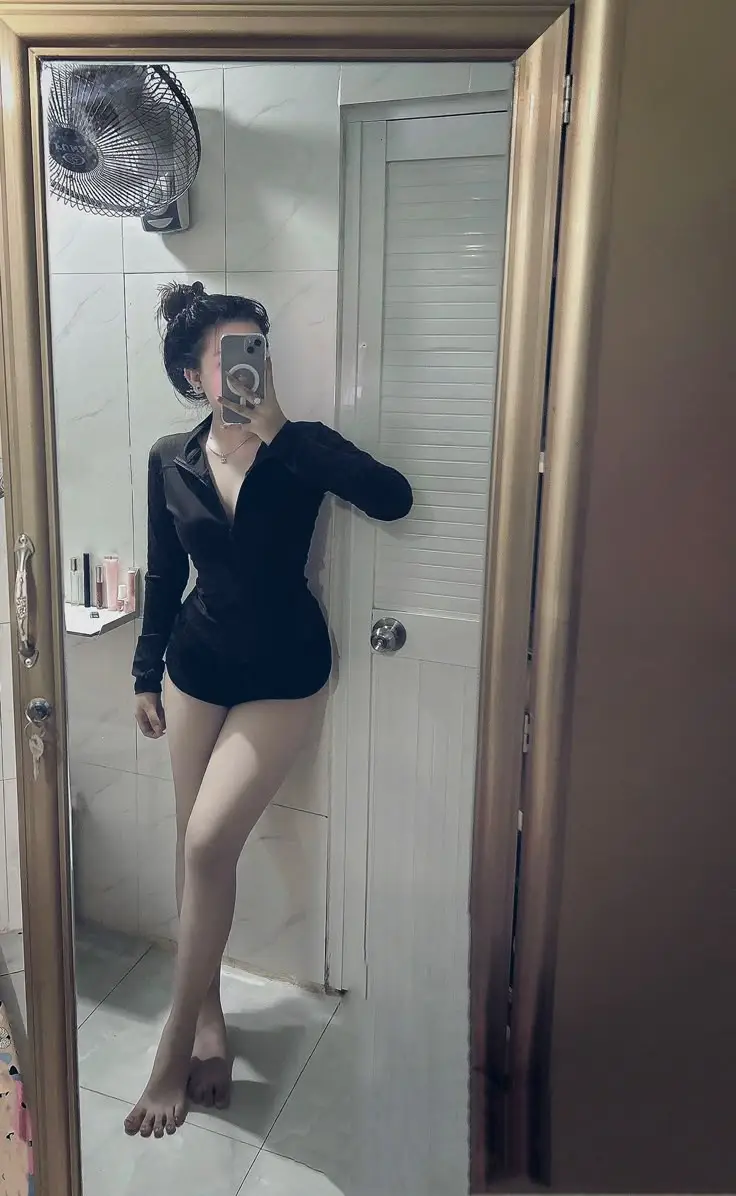 Ảnh Con Gái Chụp Trước Gương - Bộ Sưu Tập 50 Hình Ảnh Đẹp Nhất 26