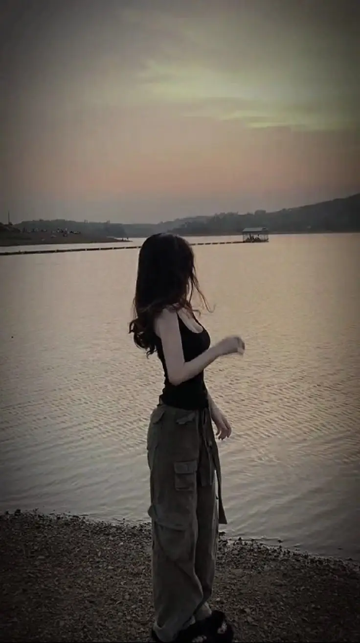 Ảnh Dáng Gái Xinh Che Mặt - Bộ Sưu Tập Hình Ảnh Đẹp 3