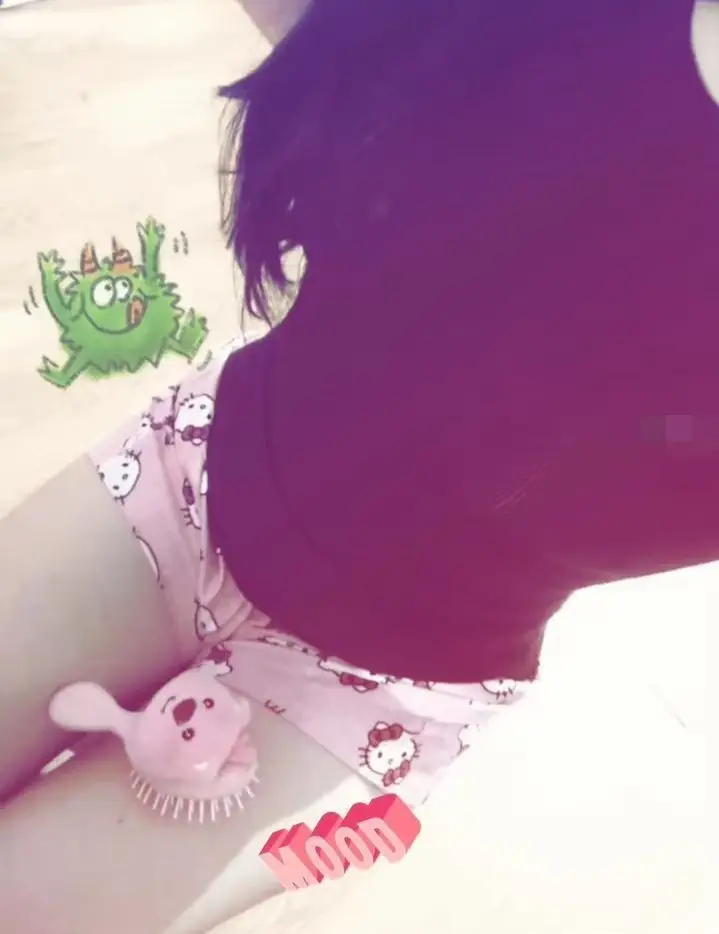 Ảnh Gái 18 Tuổi Che Mặt - Hình Ảnh Ngây Thơ Đáng Yêu 3