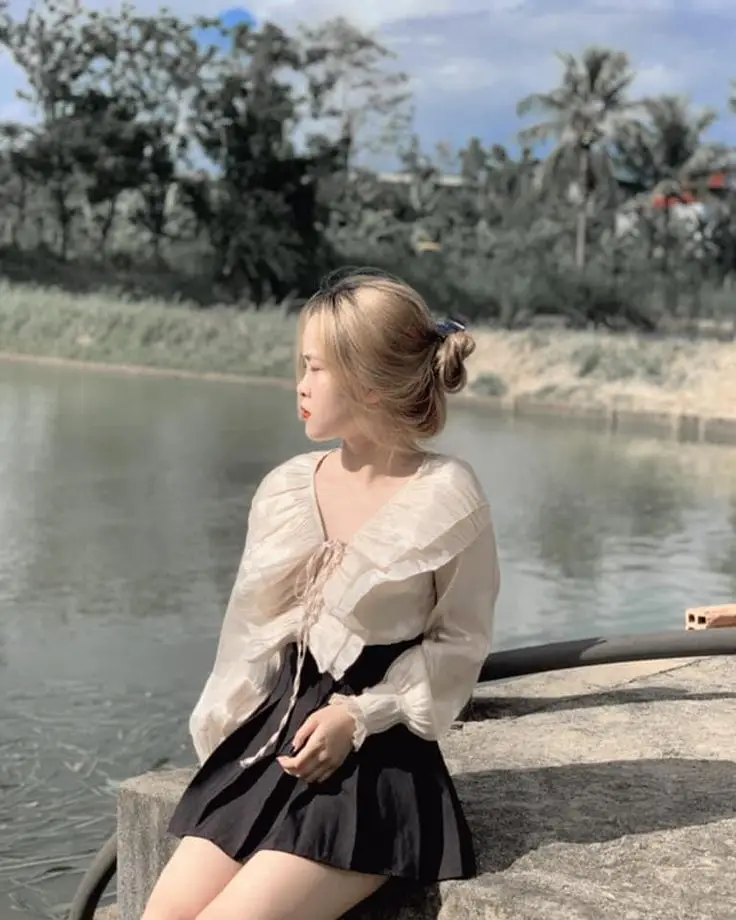 Ảnh Gái 18 Tuổi Che Mặt - Hình Ảnh Ngây Thơ Đáng Yêu 24