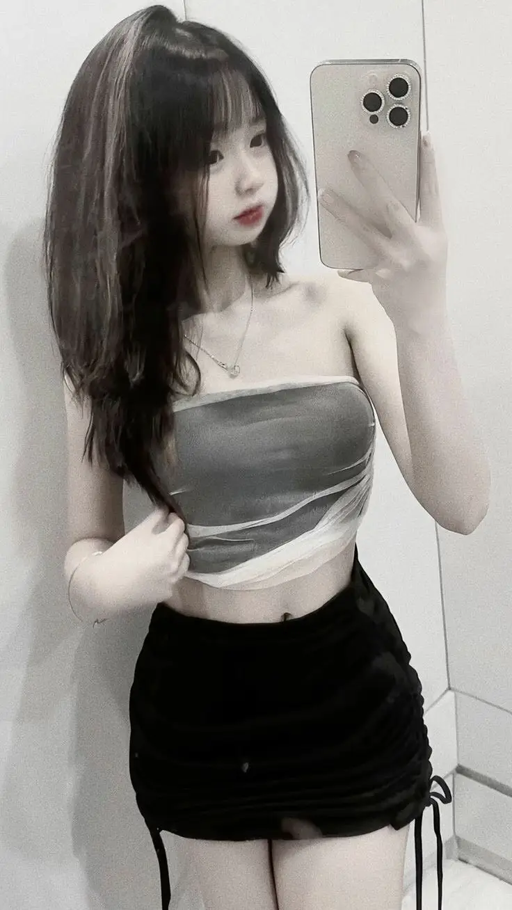 Ảnh Gái 18 Tuổi Che Mặt - Hình Ảnh Ngây Thơ Đáng Yêu 28