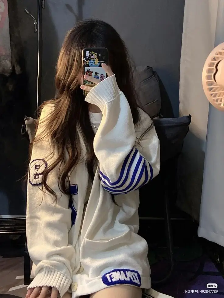 Ảnh Gái 18 Tuổi Che Mặt - Hình Ảnh Ngây Thơ Đáng Yêu 34