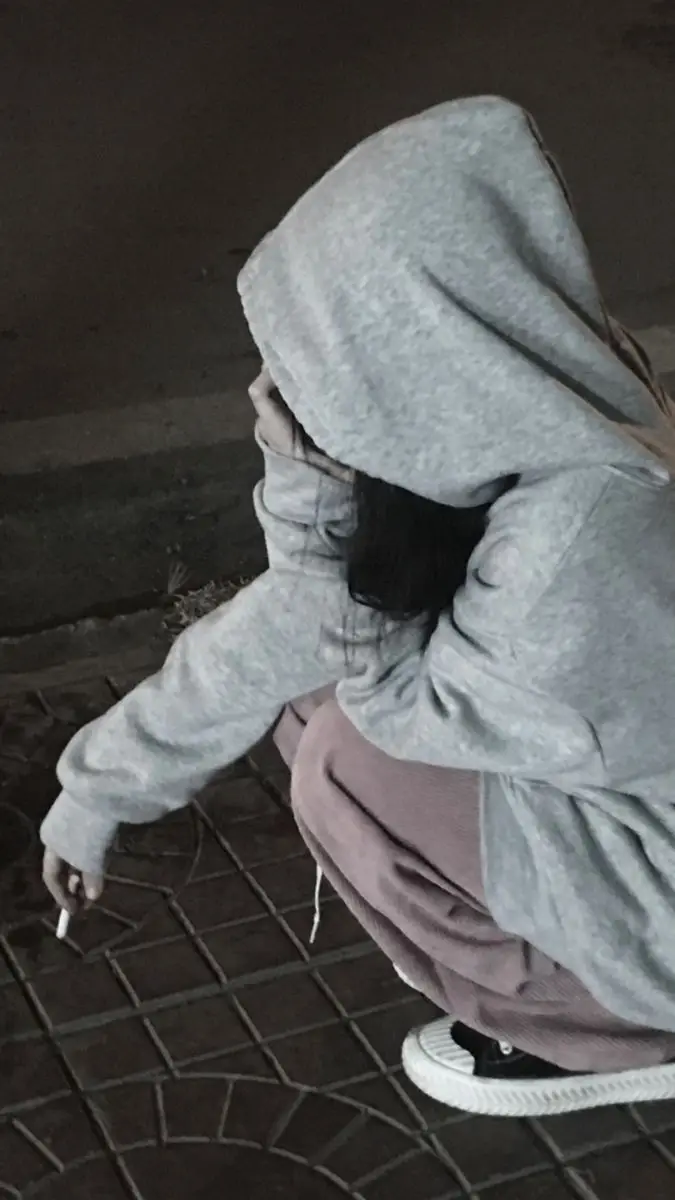 Ảnh Gái 18 Tuổi Che Mặt - Hình Ảnh Ngây Thơ Đáng Yêu 38