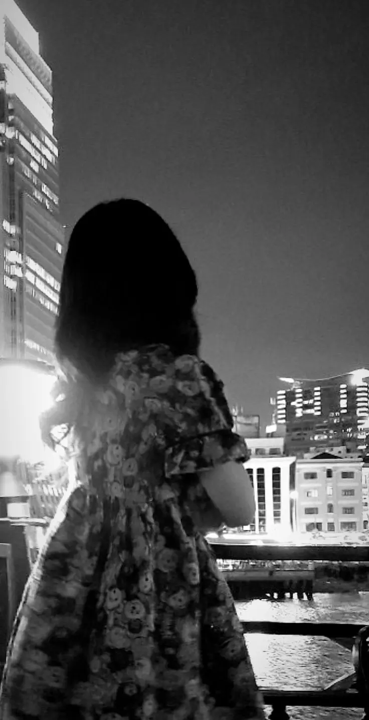 Ảnh Gái 18 Tuổi Che Mặt - Hình Ảnh Ngây Thơ Đáng Yêu 42