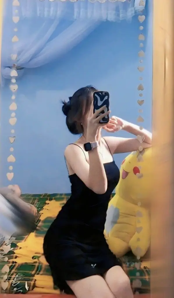 Ảnh Gái 18 Tuổi Che Mặt - Hình Ảnh Ngây Thơ Đáng Yêu 50