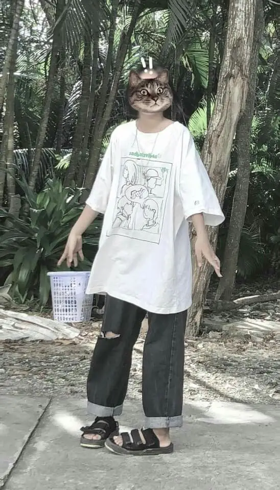 Ảnh gái 2k10 che mặt - Sự đáng yêu trong phong cách bí ẩn 9