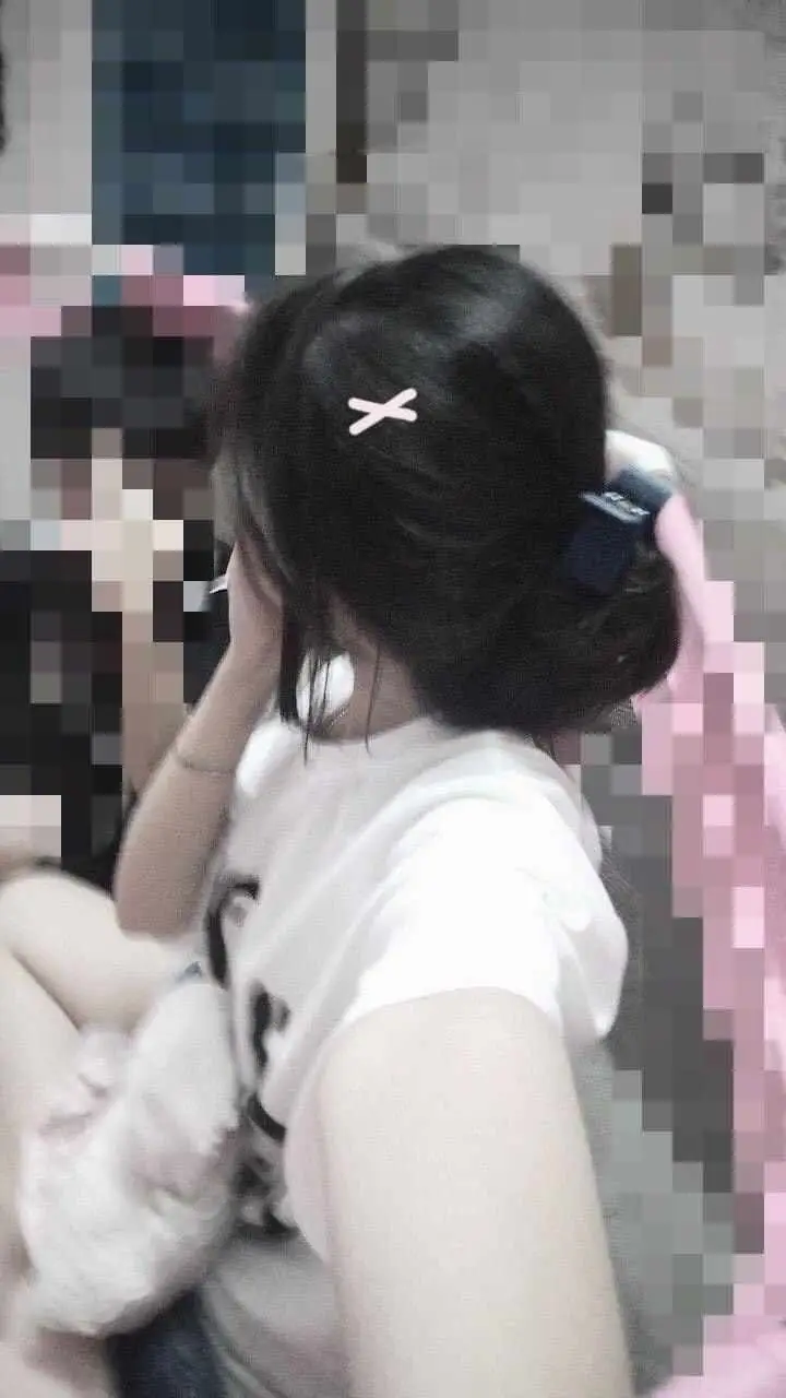 Ảnh gái 2k10 che mặt - Sự đáng yêu trong phong cách bí ẩn 29