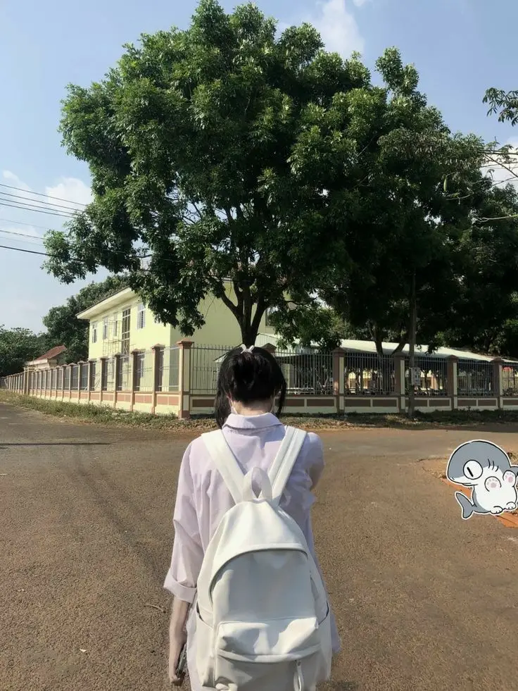 Ảnh gái 2k10 che mặt - Sự đáng yêu trong phong cách bí ẩn 39