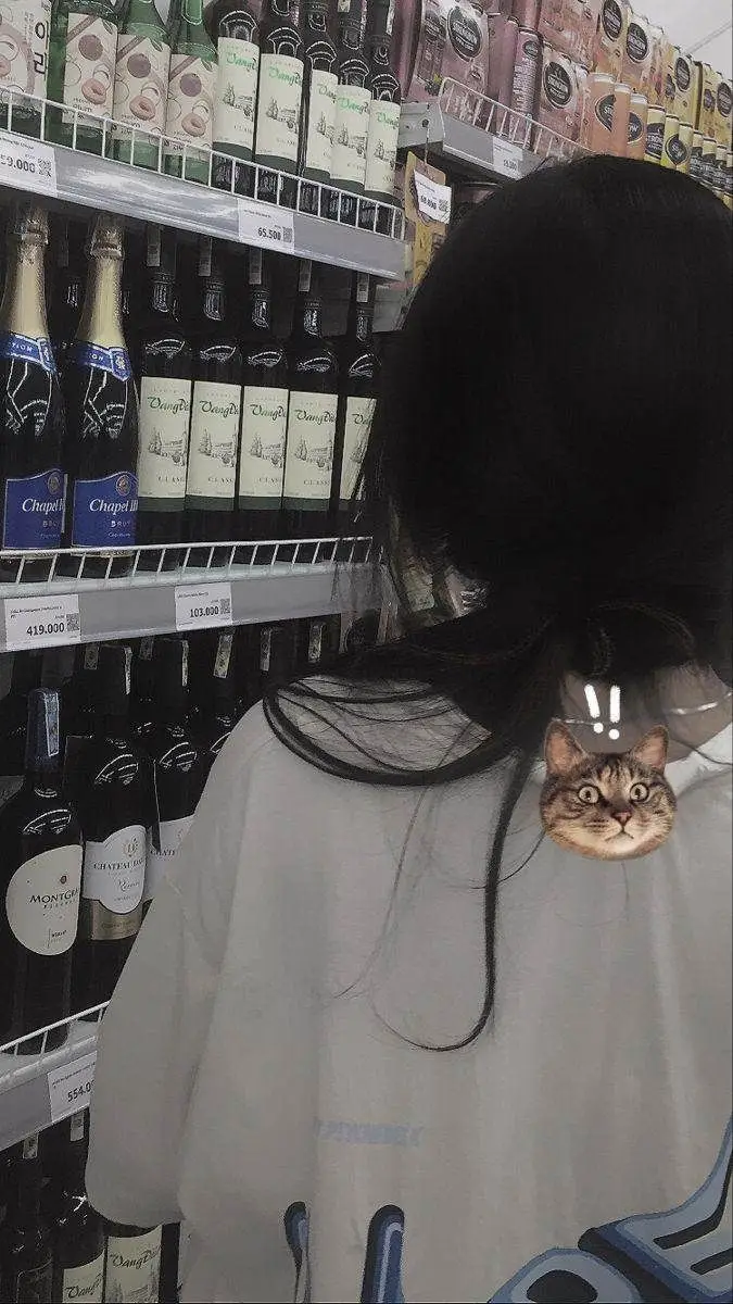 Ảnh gái 2k10 che mặt - Sự đáng yêu trong phong cách bí ẩn 46