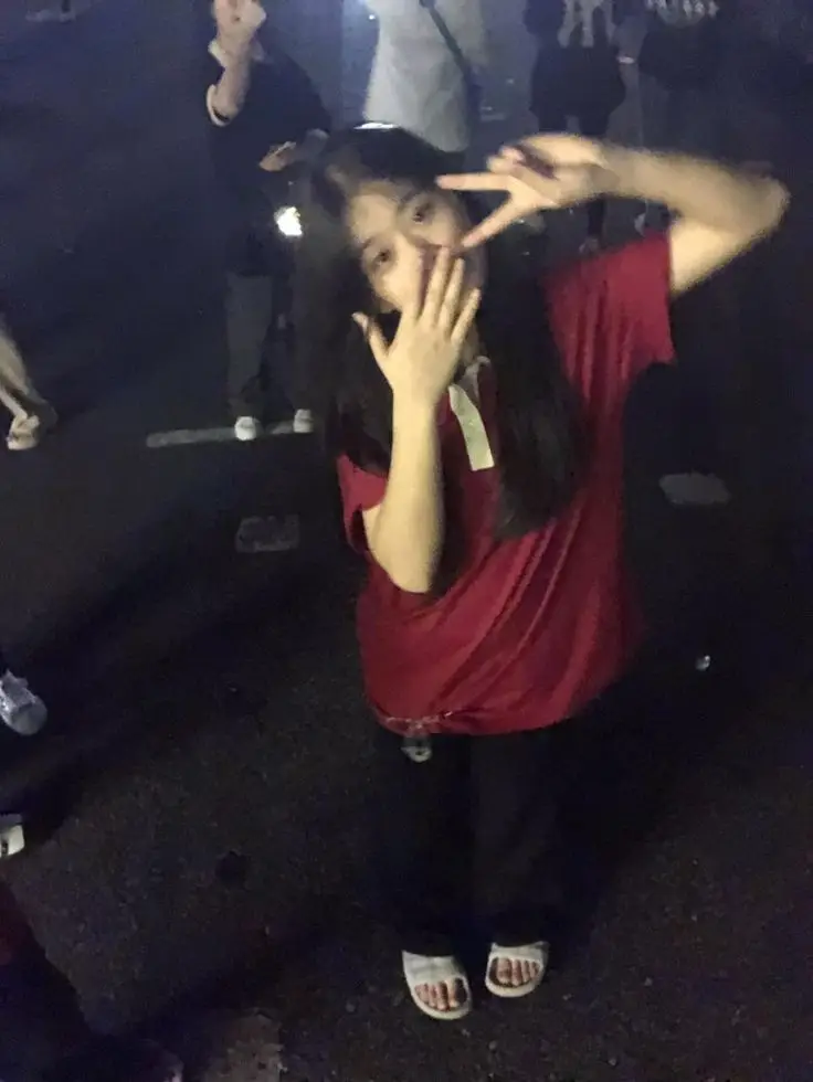 Ảnh Gái 2k11 Che Mặt: Vẻ Đẹp Thời Thượng Của Giới Trẻ 51