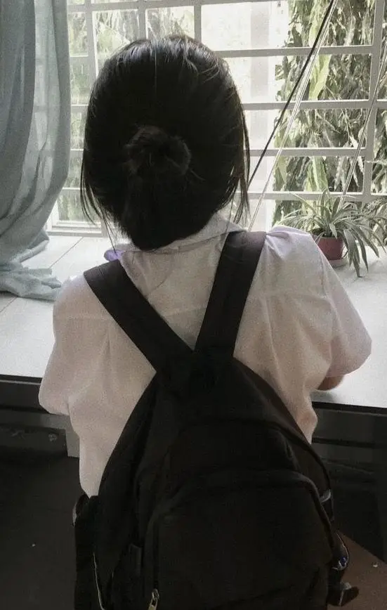 Ảnh Gái 2k11 Che Mặt: Vẻ Đẹp Thời Thượng Của Giới Trẻ 52