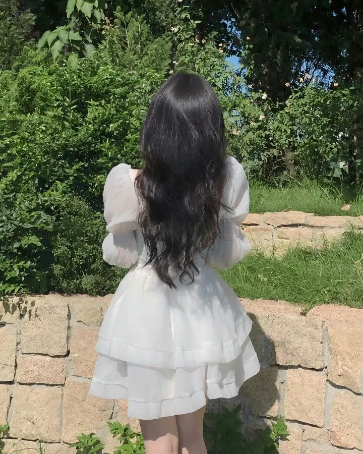 Ảnh Gái Chụp Sau Lưng: Chụp Hình Nghệ Thuật Từ Phía Sau 50