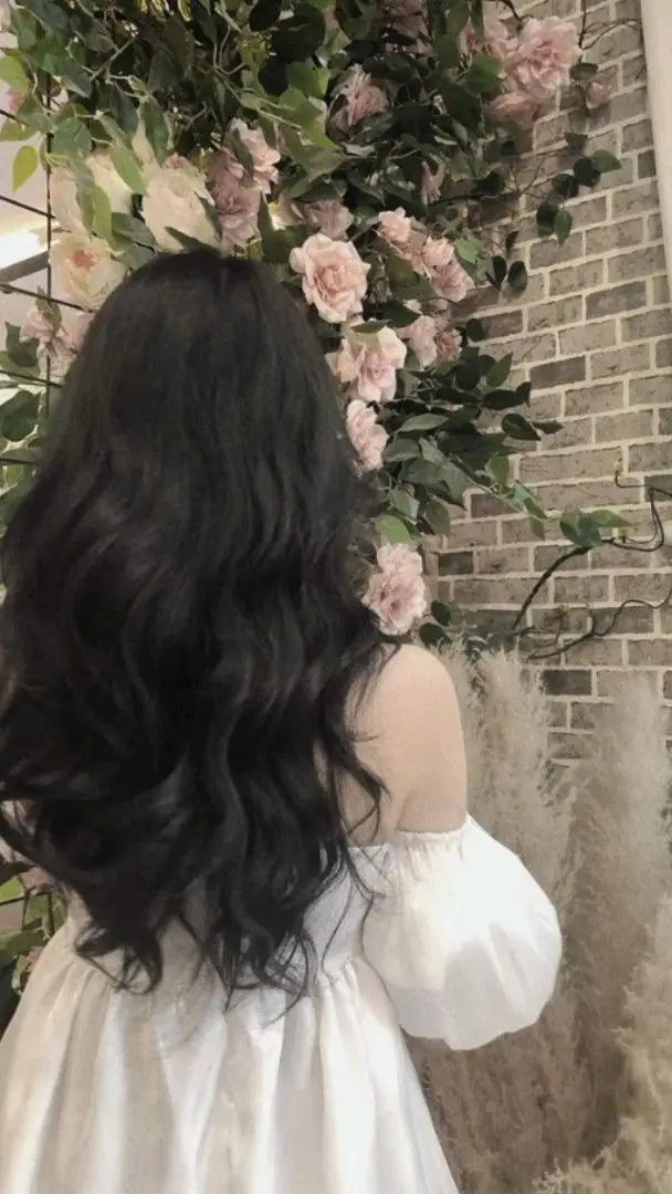 Ảnh Gái Chụp Sau Lưng: Chụp Hình Nghệ Thuật Từ Phía Sau 57