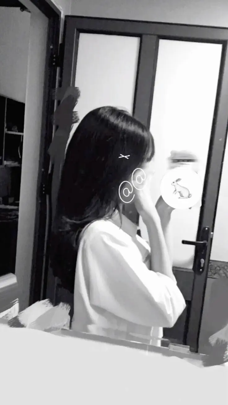 Ảnh Gái Chụp Trước Gương: Tuyển Tập 100 Hình Ảnh Đáng Yêu 13