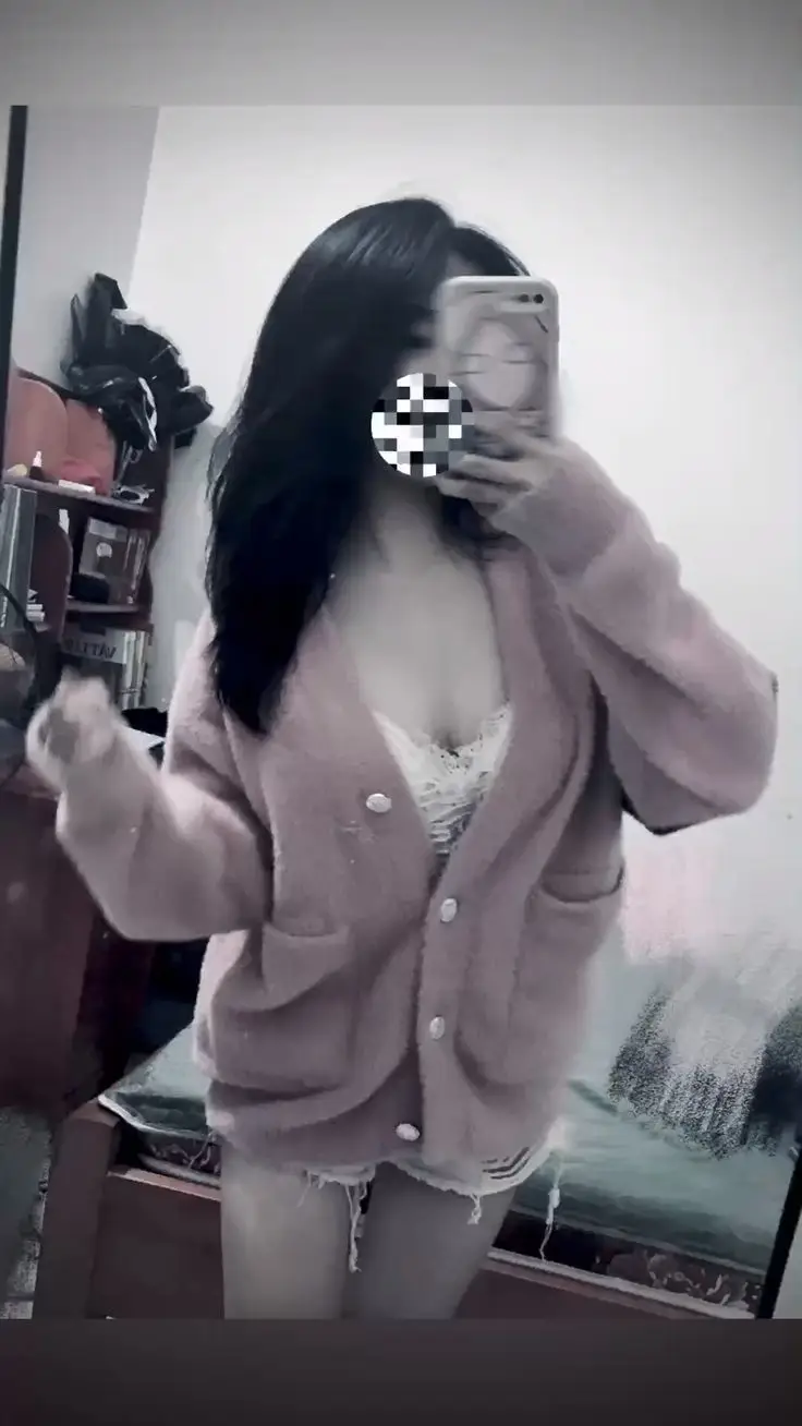 Ảnh Gái Chụp Trước Gương: Tuyển Tập 100 Hình Ảnh Đáng Yêu 42