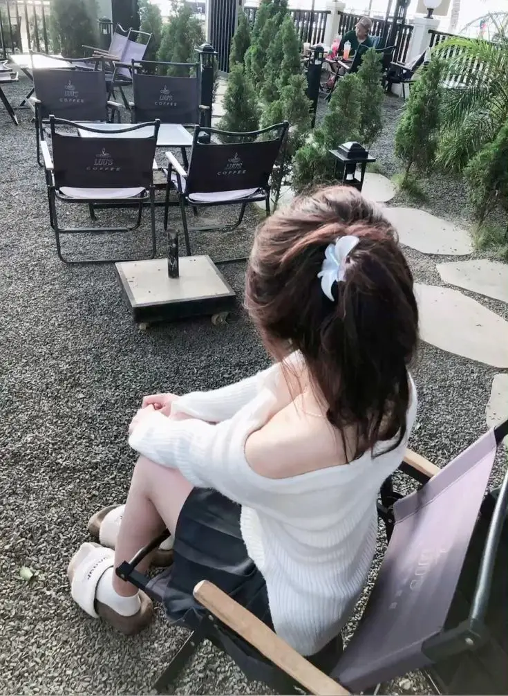 Ảnh Gái Cute Chụp Instagram - Hình Ảnh Độc Đáo Và Ngộ Nghĩnh 30