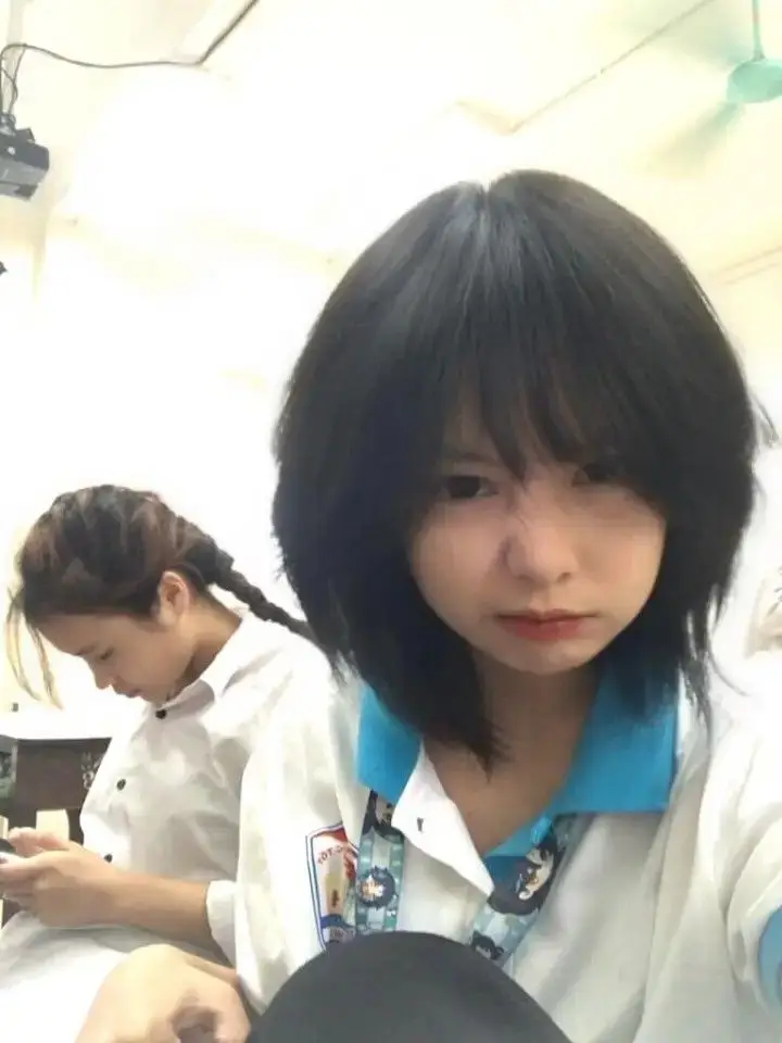 Ảnh Gái Đẹp Tóc Ngắn - Trở Thành Món Quà Tuyệt Vời 2