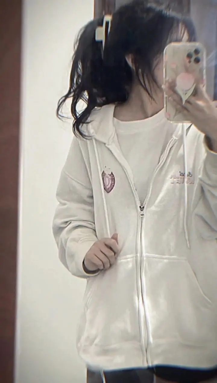 Ảnh Gái Đẹp Tóc Ngắn - Trở Thành Món Quà Tuyệt Vời 8