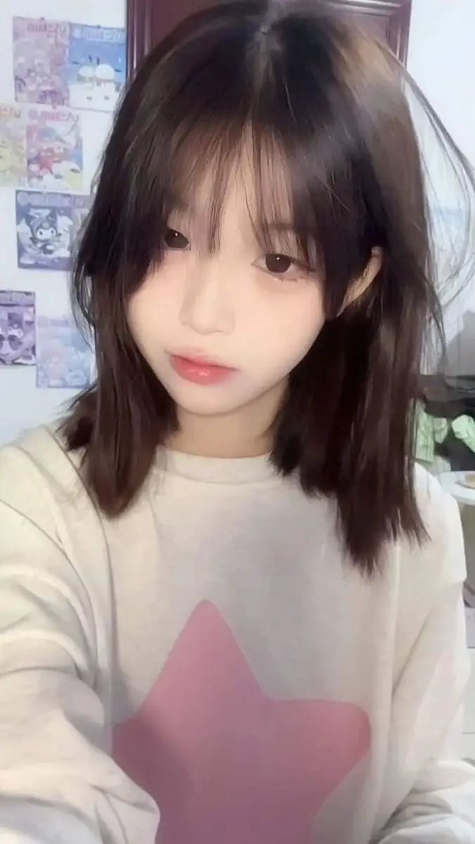 Ảnh Gái Đẹp Tóc Ngắn - Trở Thành Món Quà Tuyệt Vời 35