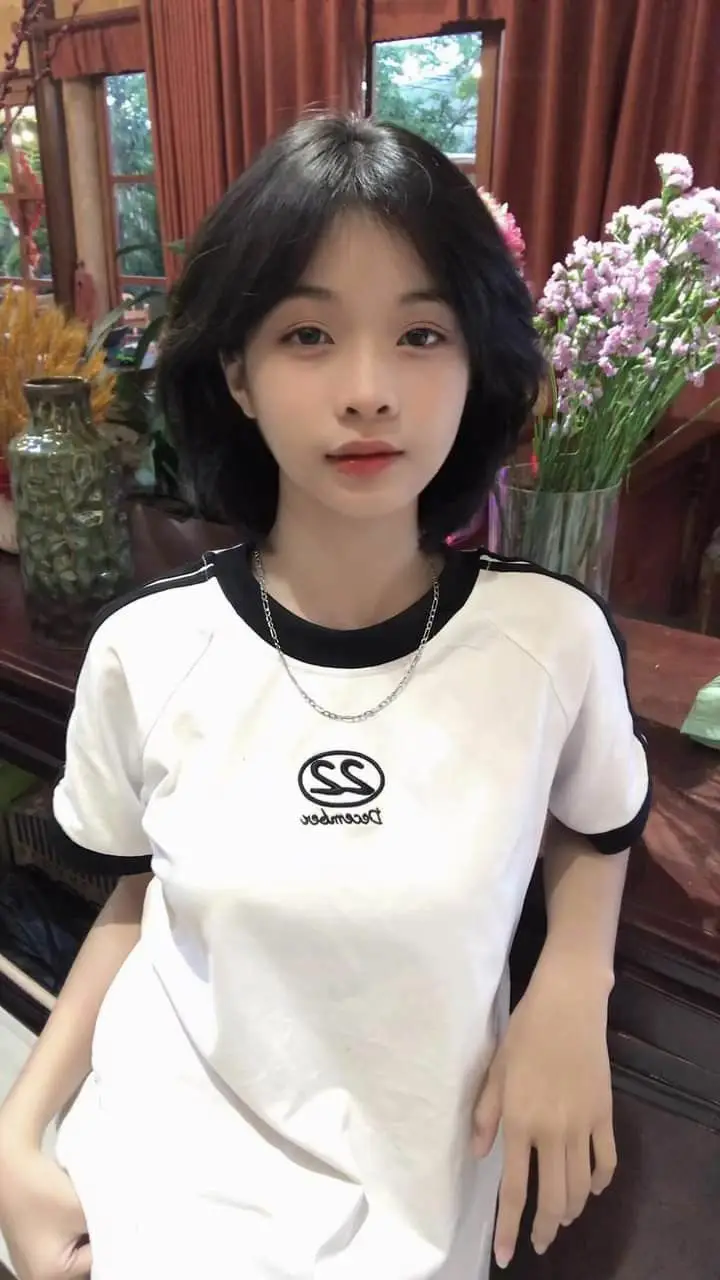 Ảnh Gái Đẹp Tóc Ngắn - Trở Thành Món Quà Tuyệt Vời 52