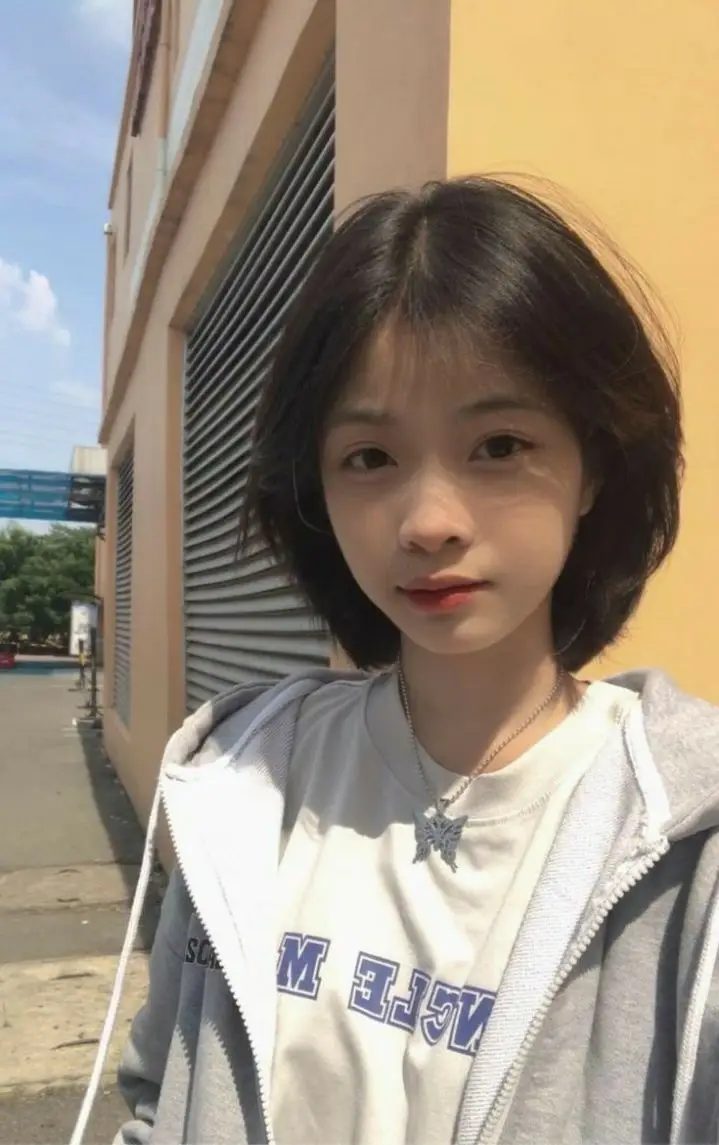 Ảnh Gái Đẹp Tóc Ngắn - Trở Thành Món Quà Tuyệt Vời 55