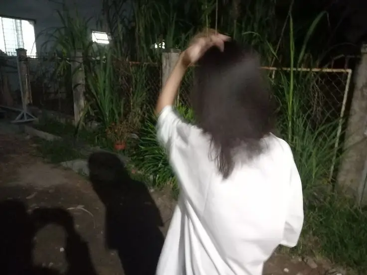 Ảnh Gái Đẹp Tóc Ngắn Che Mặt: Sự Cuốn Hút Trong Bí Ẩn 3