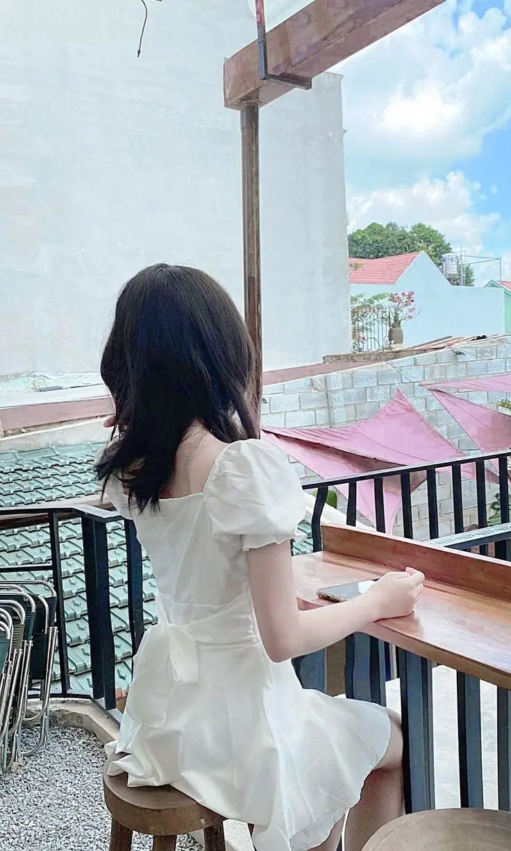 Ảnh Gái Đẹp Tóc Ngắn Che Mặt: Sự Cuốn Hút Trong Bí Ẩn 22