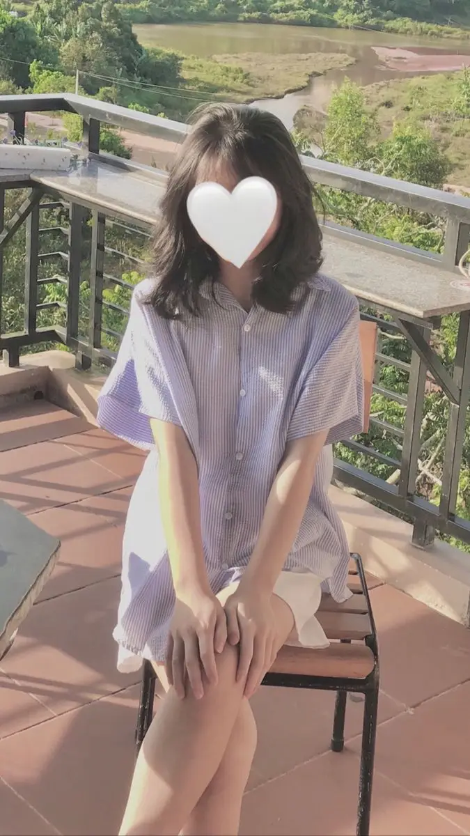 Ảnh Gái Đẹp Tóc Ngắn Che Mặt: Sự Cuốn Hút Trong Bí Ẩn 33