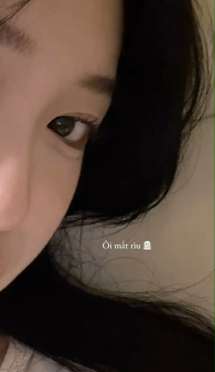 Ảnh Gái Đẹp Tóc Ngắn Che Mặt: Sự Cuốn Hút Trong Bí Ẩn 35