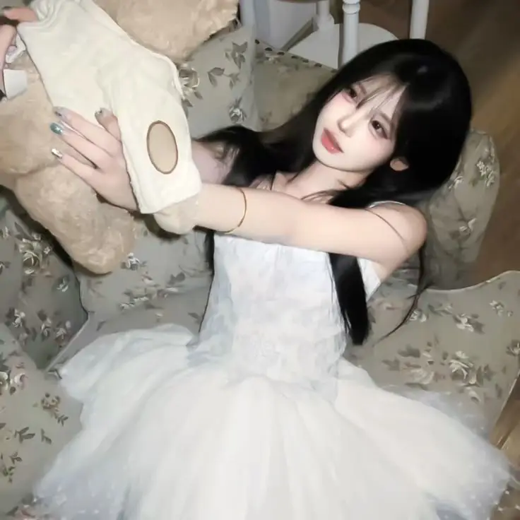 Ảnh gái đẹp Trung Quốc phong cách hiện đại 11