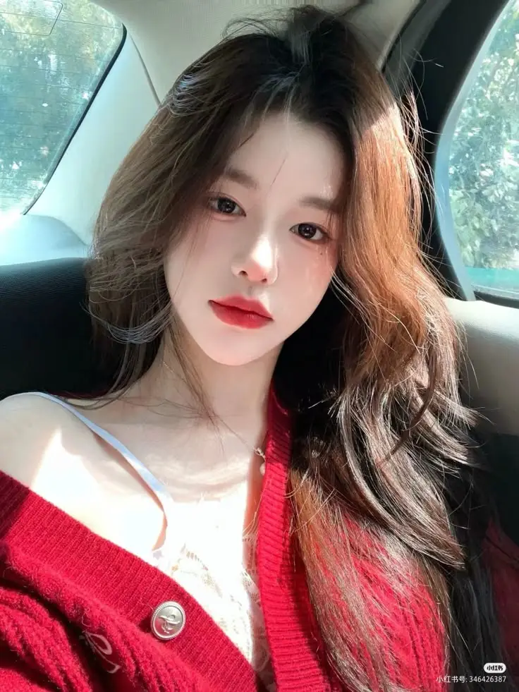 Ảnh Gái Trung Quốc Ngầu: Vẻ Đẹp Cá Tính Và Quyến Rũ 3