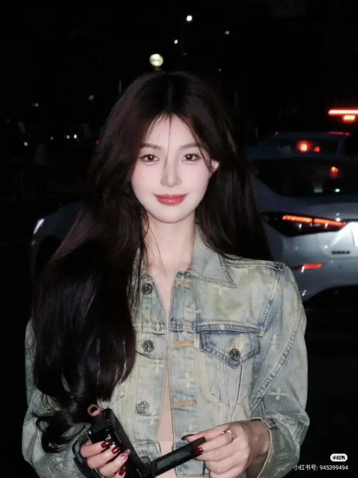 Ảnh Gái Trung Quốc Ngầu: Vẻ Đẹp Cá Tính Và Quyến Rũ 9