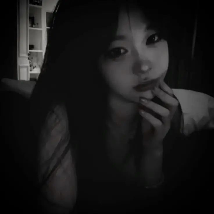 Ảnh Gái Trung Quốc Ngầu: Vẻ Đẹp Cá Tính Và Quyến Rũ 12