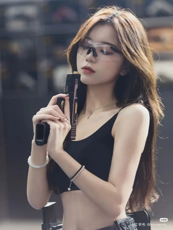 Ảnh Gái Trung Quốc Ngầu: Vẻ Đẹp Cá Tính Và Quyến Rũ 16