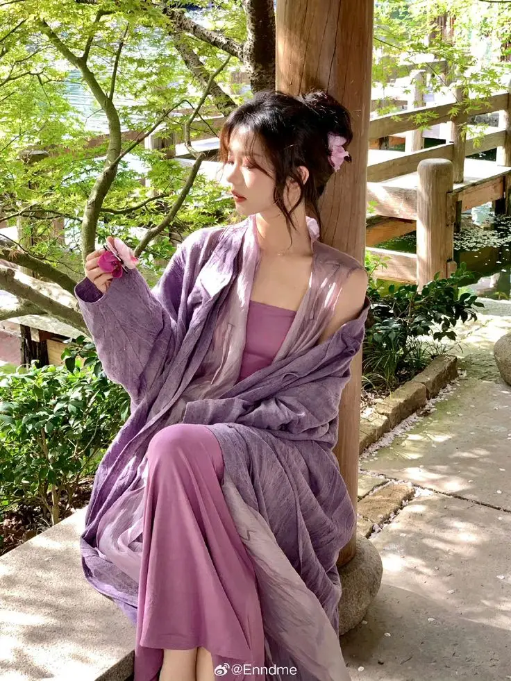 Ảnh Gái Trung Quốc Ngầu: Vẻ Đẹp Cá Tính Và Quyến Rũ 32