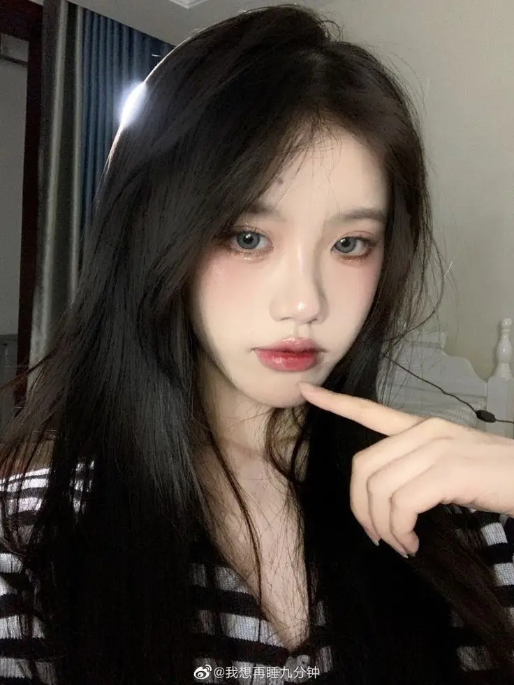 Ảnh Gái Trung Quốc Ngầu: Vẻ Đẹp Cá Tính Và Quyến Rũ 48