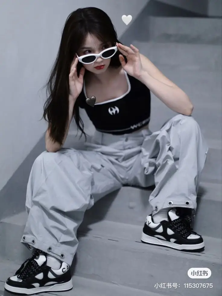 Ảnh Gái Trung Quốc Ngầu: Vẻ Đẹp Cá Tính Và Quyến Rũ 60