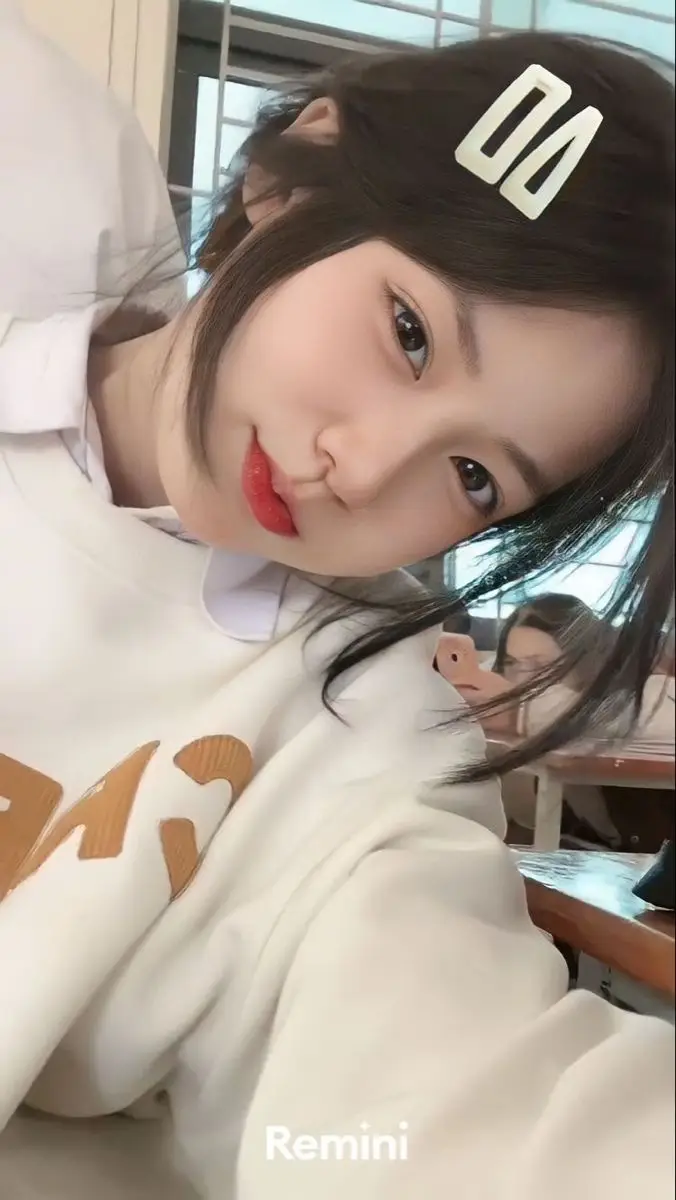 Ảnh Gái Xinh Cấp 2: Hình Ảnh Tuổi Teen Tỏa Sáng 41